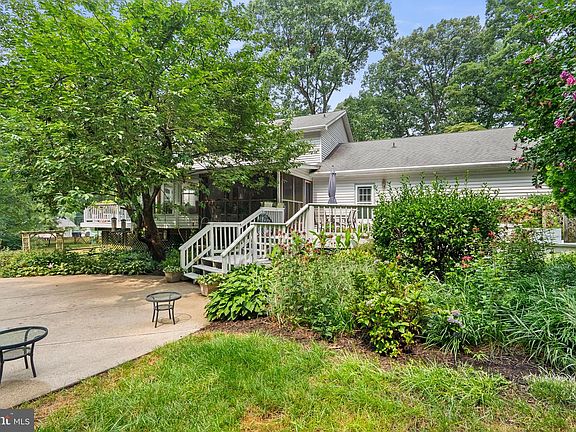 4th image of 673 Wellerburn Ave