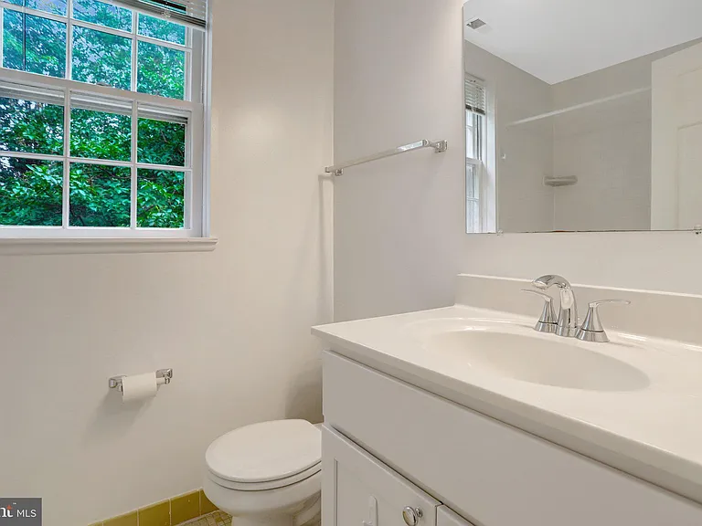 3456 S Stafford St #B1 — Photo 19
