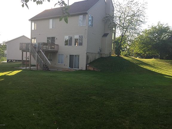 2nd image of 2597 Sunny Creek St SE