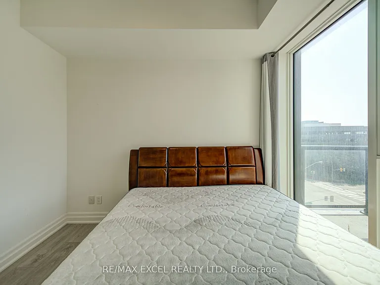 8 Rouge Valley Dr W #609B — Photo 26