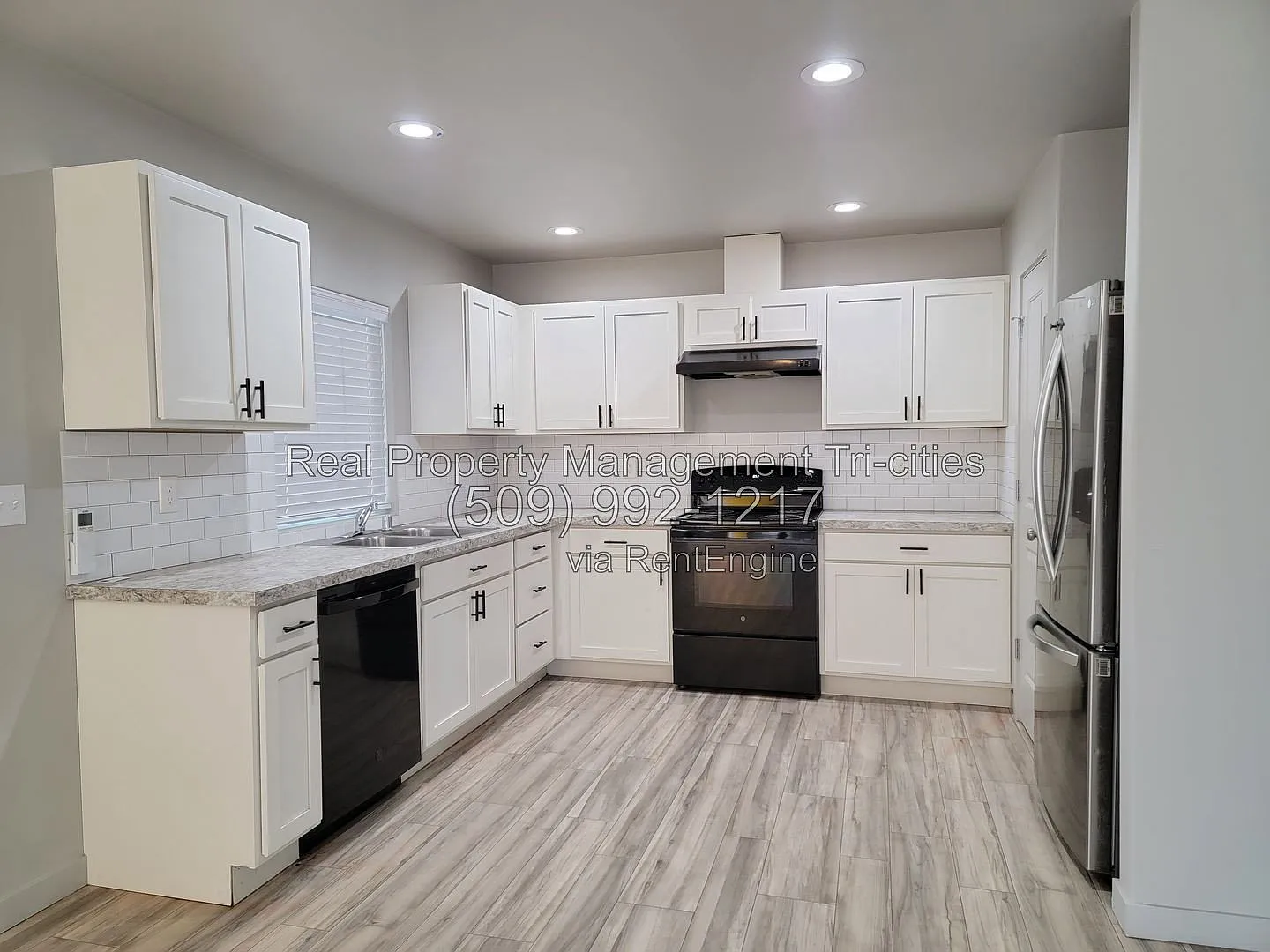 3 bed, 2.0 bath, 1224 sqft, $1,795 — Photo 2