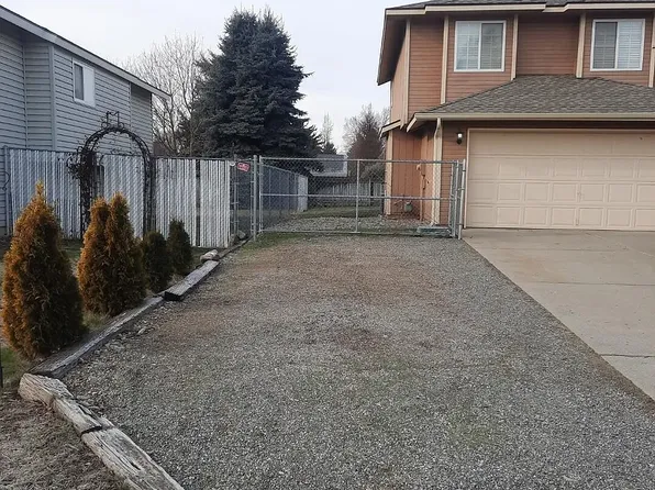10951 N Krest Ct, Hayden, ID 83835