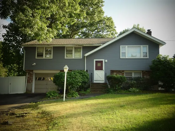 2196 Central St, Stoughton, MA 02072