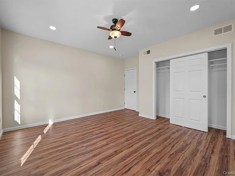 175 W Main St #1 — Photo 16