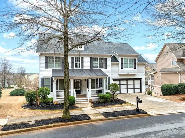 650 Village Crest Dr, Suwanee, GA 30024