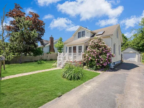 202 Wilson Boulevard, Islip, NY 11751