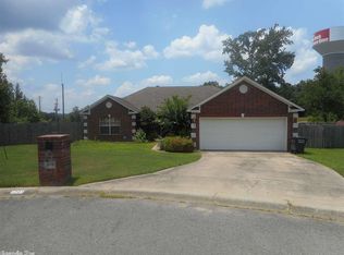 1701 Pilot Ct, Jacksonville, AR 72076