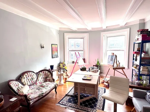 22 Boulevard Ter #1, Boston, MA 02134