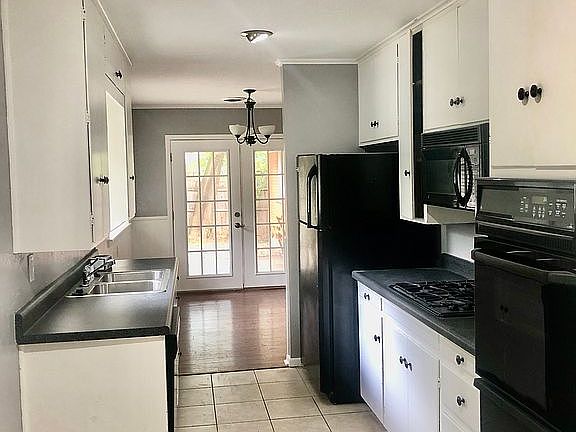 4th image of 3520 Winifred Dr