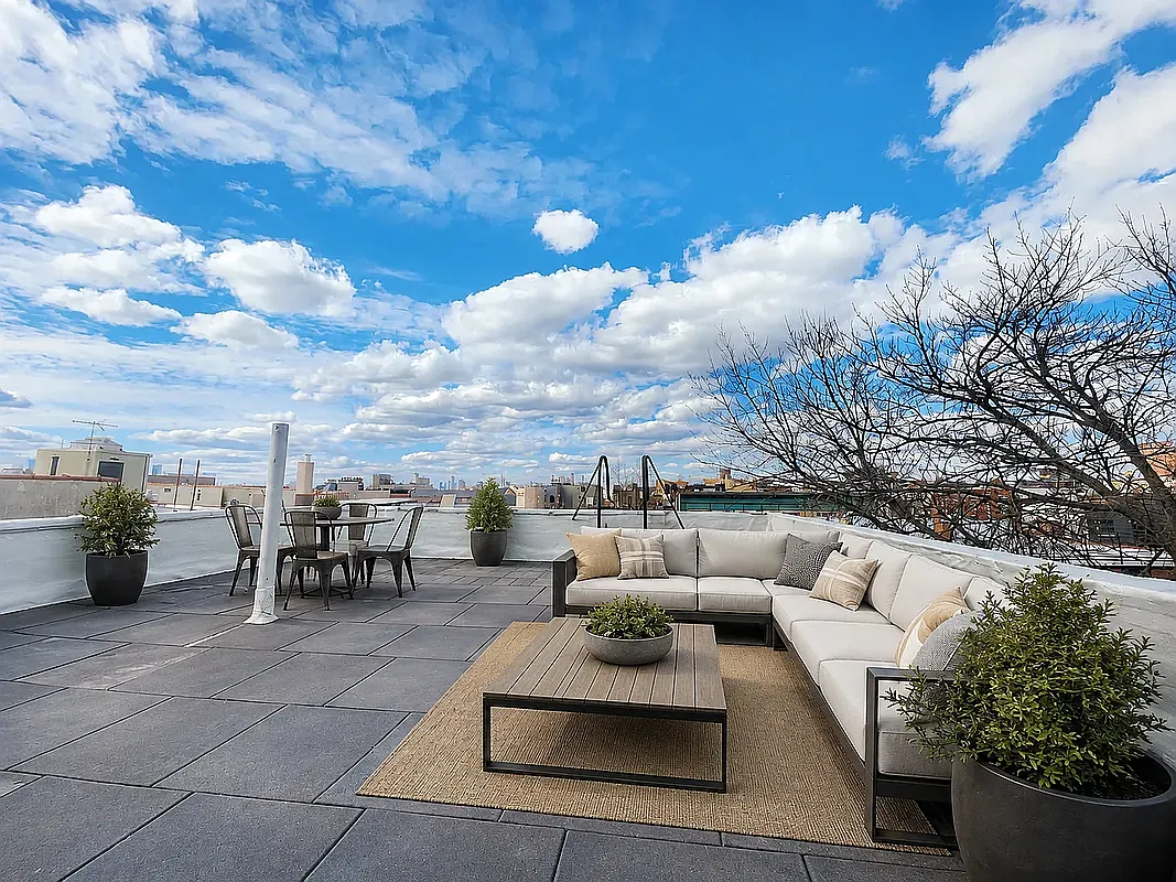 15 Van Buren Street 1A