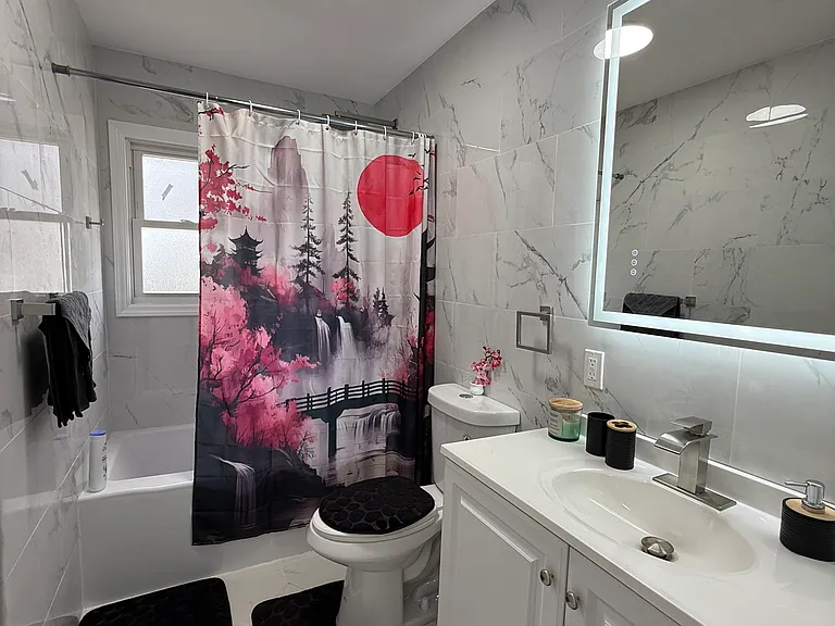 165 Lynbrook Dr — Photo 10