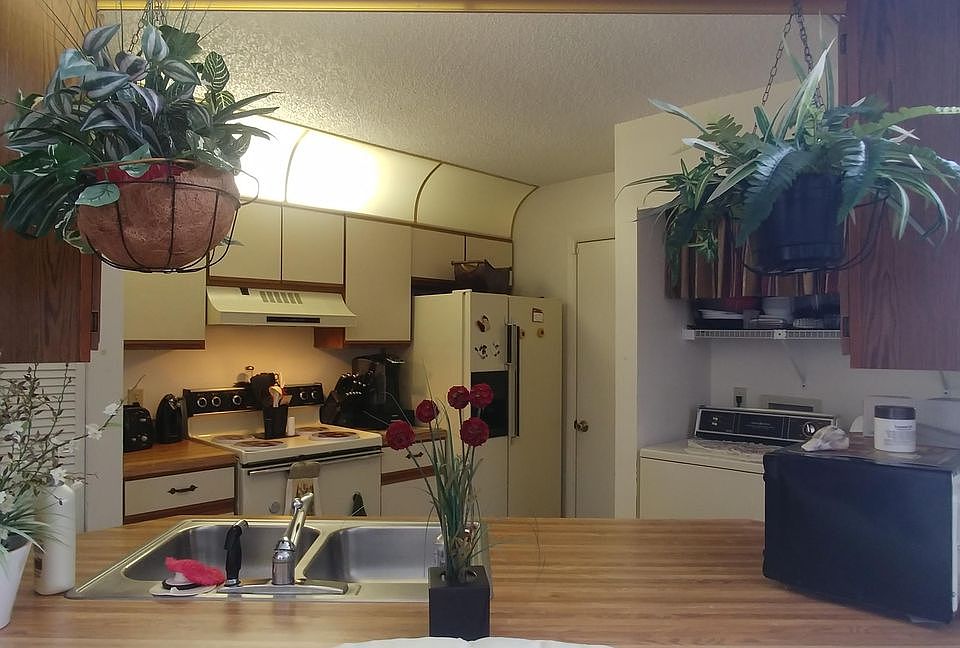 2nd image of 507 Quincy Ave