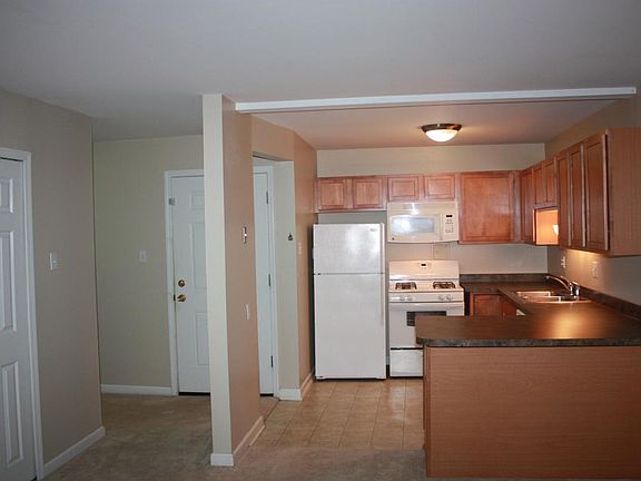 5th image of 4645 Coolidge Hwy APT 11