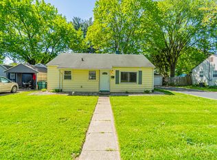 904 Chicago St, Valparaiso, IN 46383