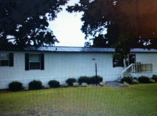 1324 Clarendon Chadbourn Rd, Chadbourn, NC 28431