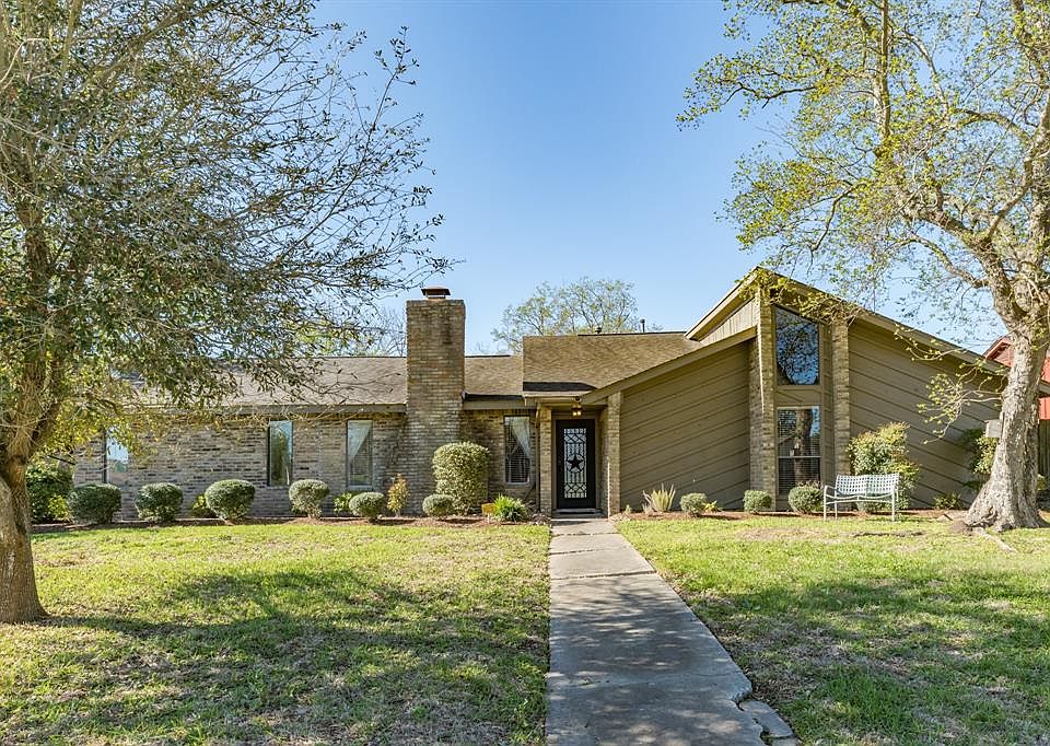 1st image of 51 Oleander Ct