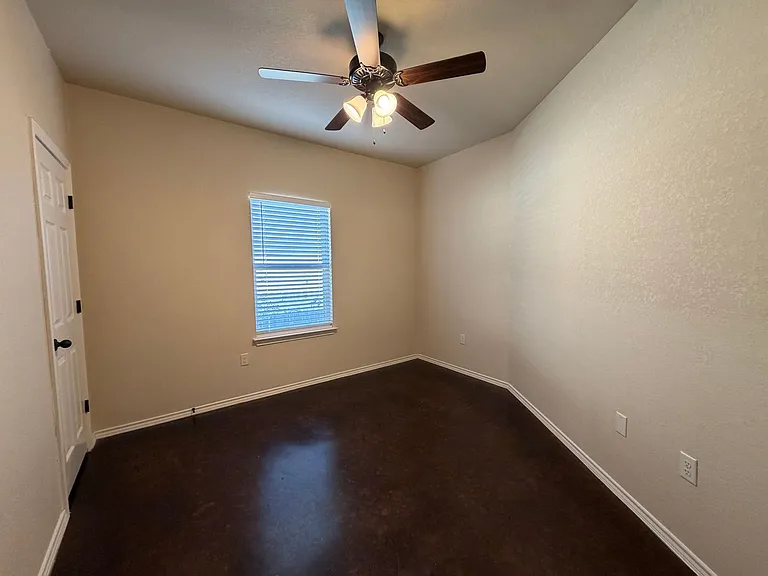 204 Kaspar Way — Photo 11