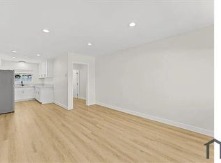 1950 Pacific Ave #7, Long Beach, CA 90806