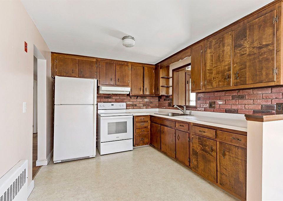 118 Howland Rd, Stoughton, MA 02072 Zillow