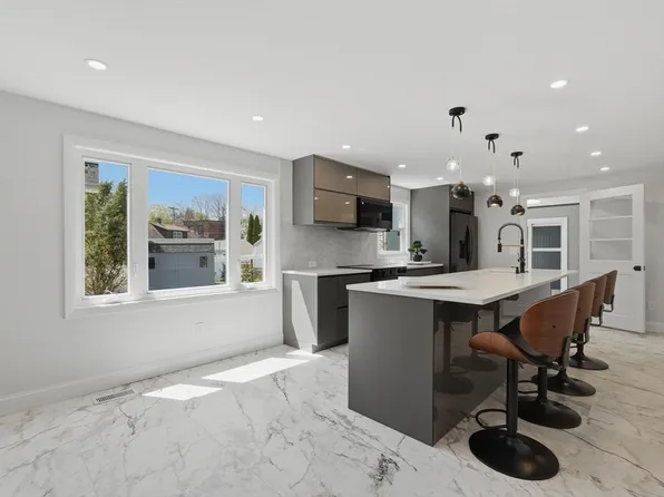 595 Washington St, South Easton, MA 02375