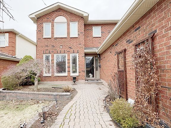 2nd image of 50 Fallingbrook St