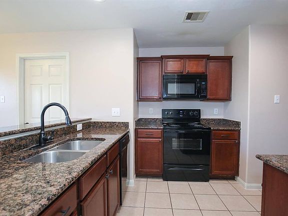 2nd image of 6710 Plum Springs Ln