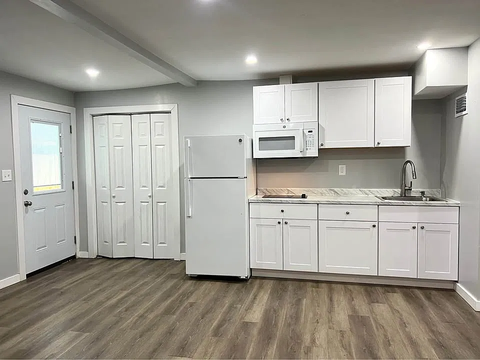 1 bed, 400 sqft, $2,150 — Photo 2