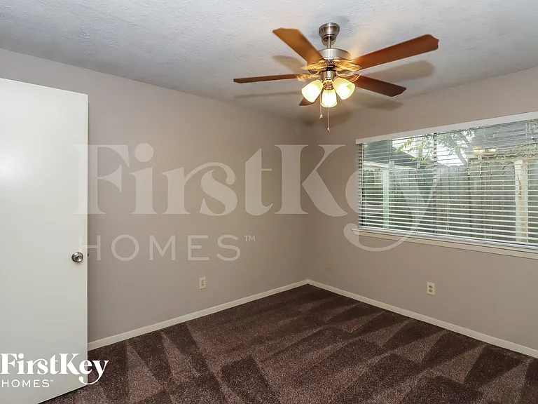 12426 Sungate Ln — Photo 12