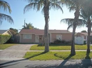 48 Davis Rd, Palm Springs, FL 33461