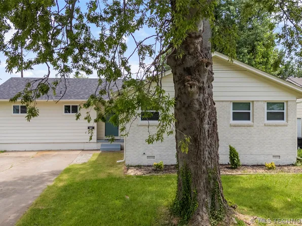 2703 S Norwood Ave, Tulsa, OK 74114