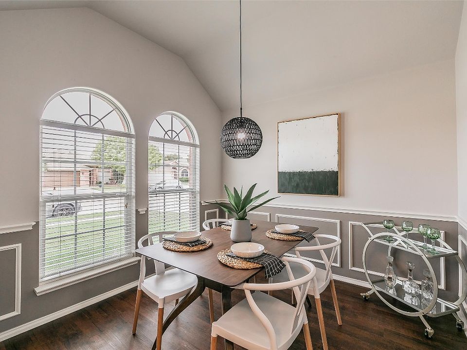 1st image of 9066 River Trails Blvd
