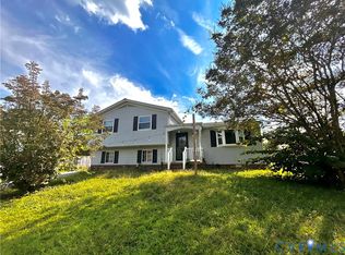 9035 Resaca Rd, North Chesterfield, VA 23236