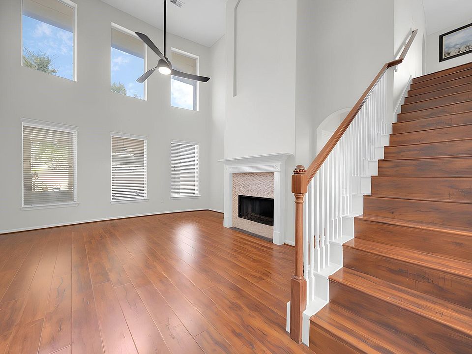 1st image of 2318 Shadow Falls Ln