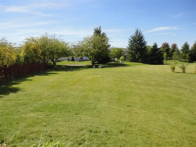 21555 Fulton Ct — Photo 12