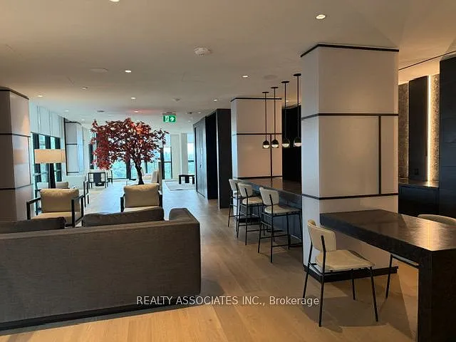 110 Broadway Ave S #321 — Photo 18