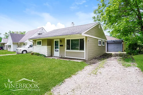 1747 Brentnell Ave Photo 1