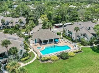 65 Emerald Woods Dr UNIT E, Naples, FL 34108