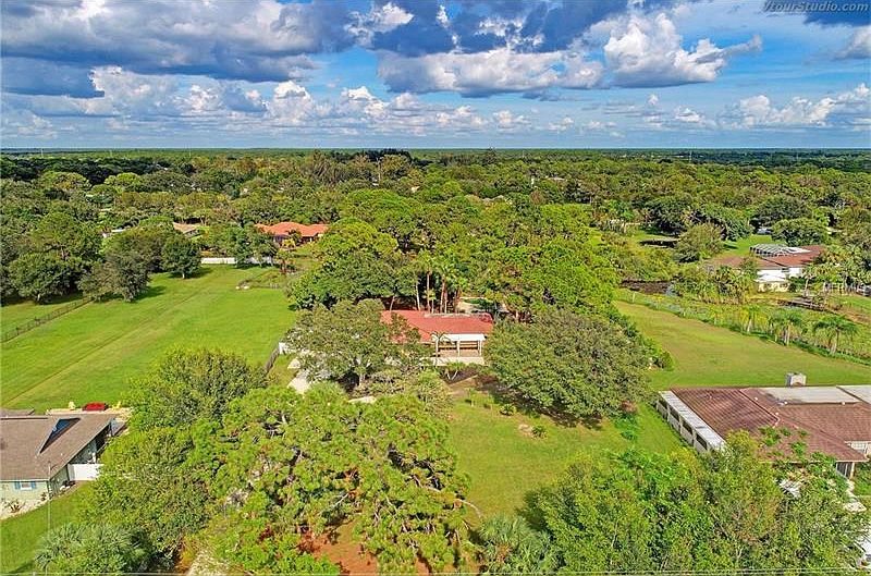 1st image of 1670 Mackintosh Blvd