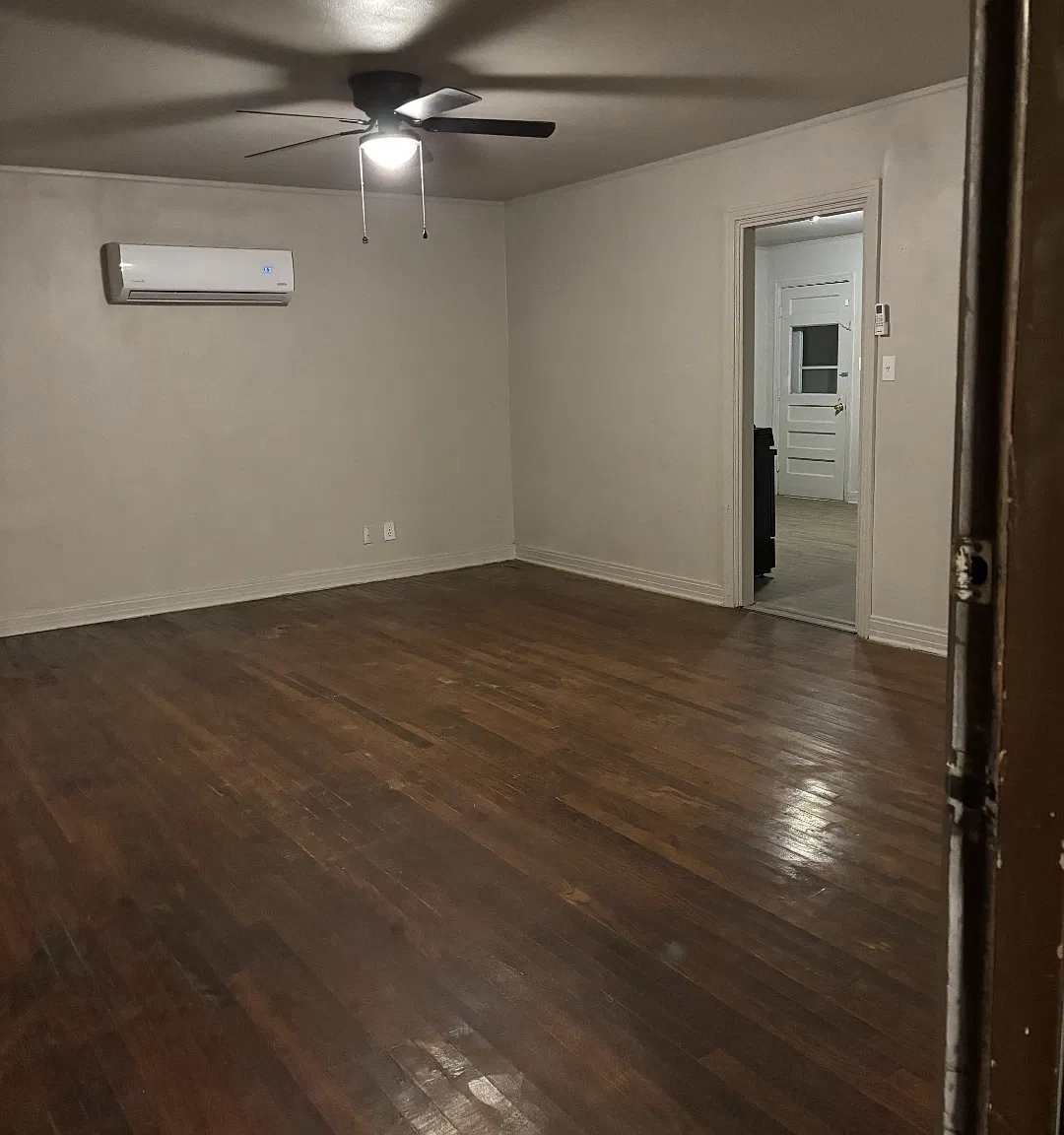 124 South Avenue P - 1 — Photo 4