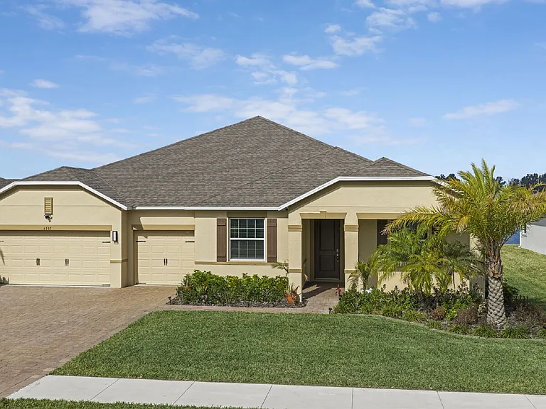6185 Moonrise Dr — Photo 3