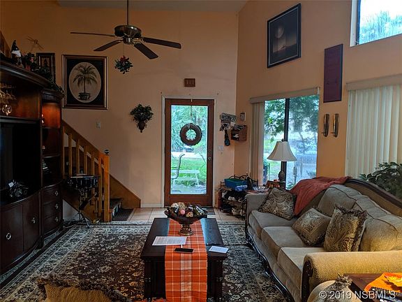 5th image of 2225 Fern Palm Dr