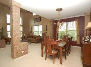 709 Parkside Ln, Yorkville, IL 60560