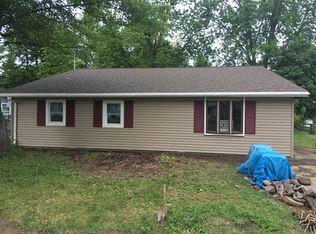 13 Plattekill Dr, Mount Marion, NY 12456