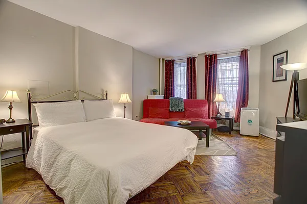 Rented by Corcoran | media 2