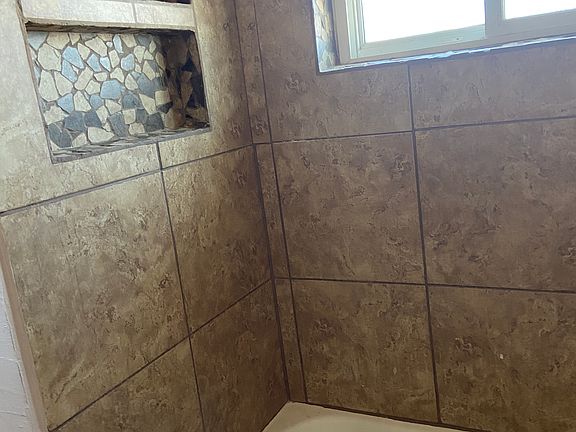 2nd image of 4105 Harlowe Dr