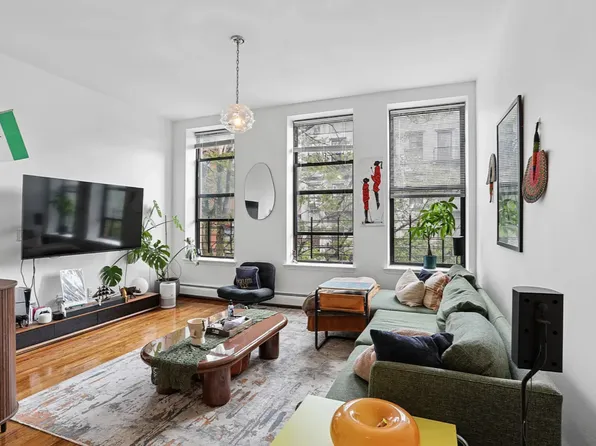 29 East 129th Street image 1 of 26