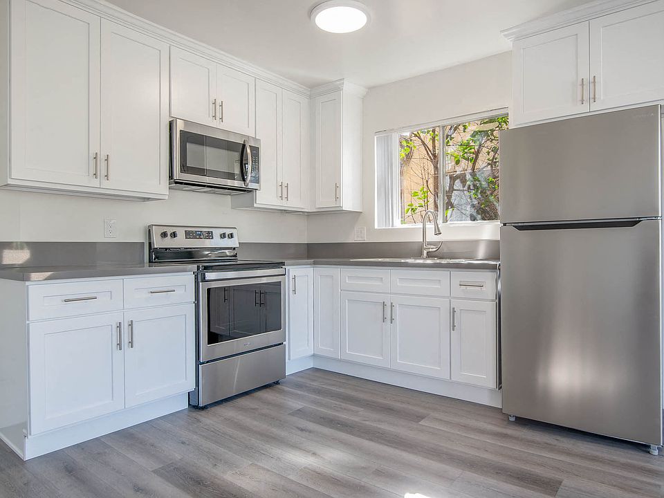 1st image of 538 S Oxford Ave #3303693