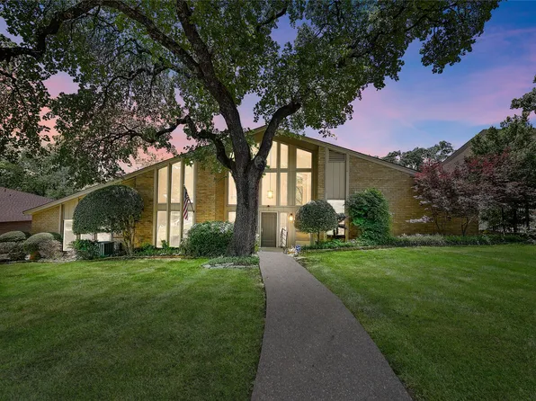 2302 Oak Forest Ct, Arlington, TX 76012