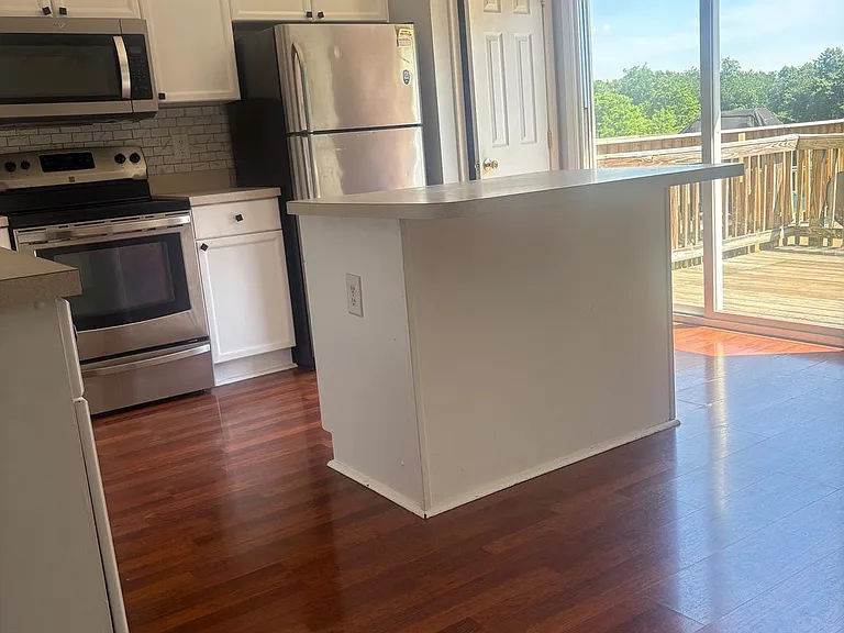103 S Raphael Ct — Photo 7