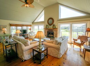 457 Porpoise Cir, Saint Helena Island, SC 29920